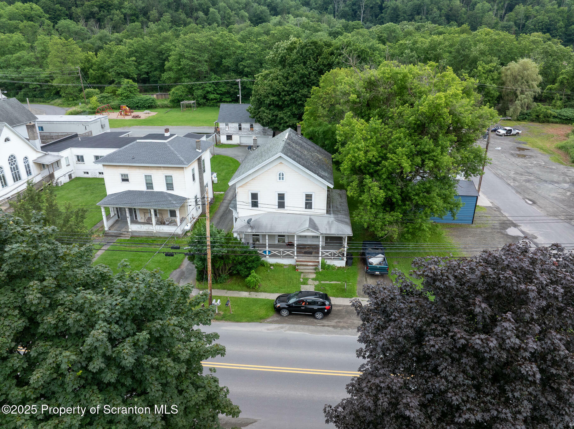 Property Photo: 989 Main Street PA 18834