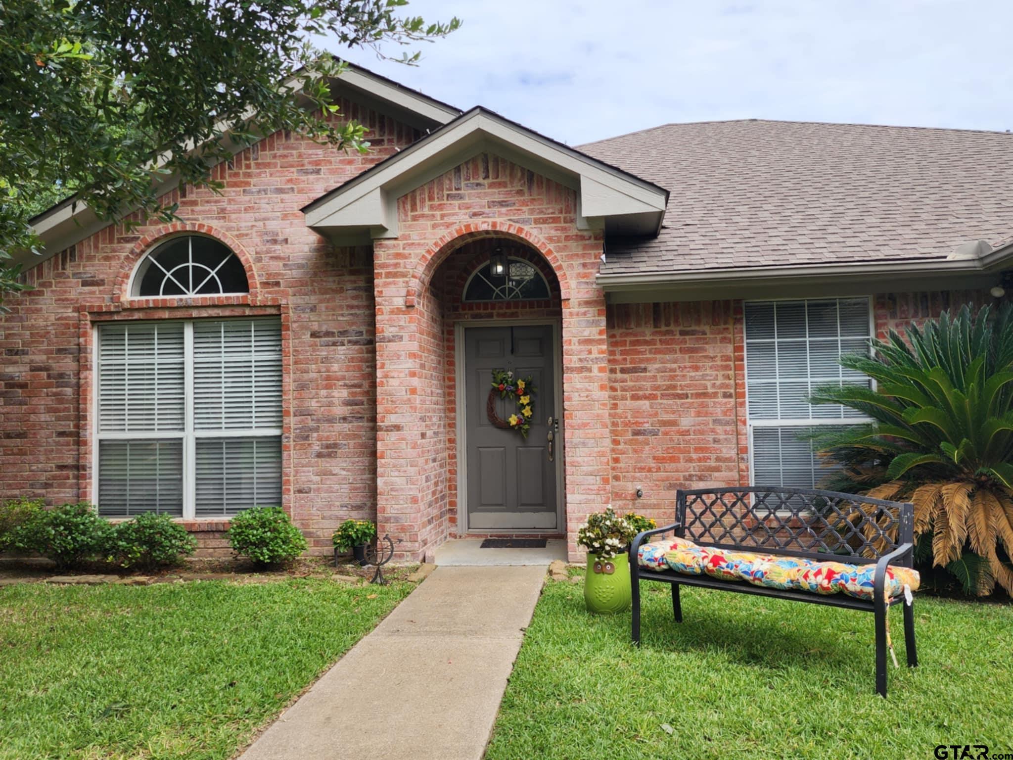 Property Photo: 670 Frederick Circle TX 75762