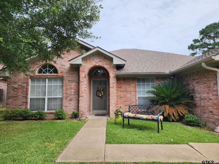 Property Photo:  670 Frederick Circle  TX 75762 