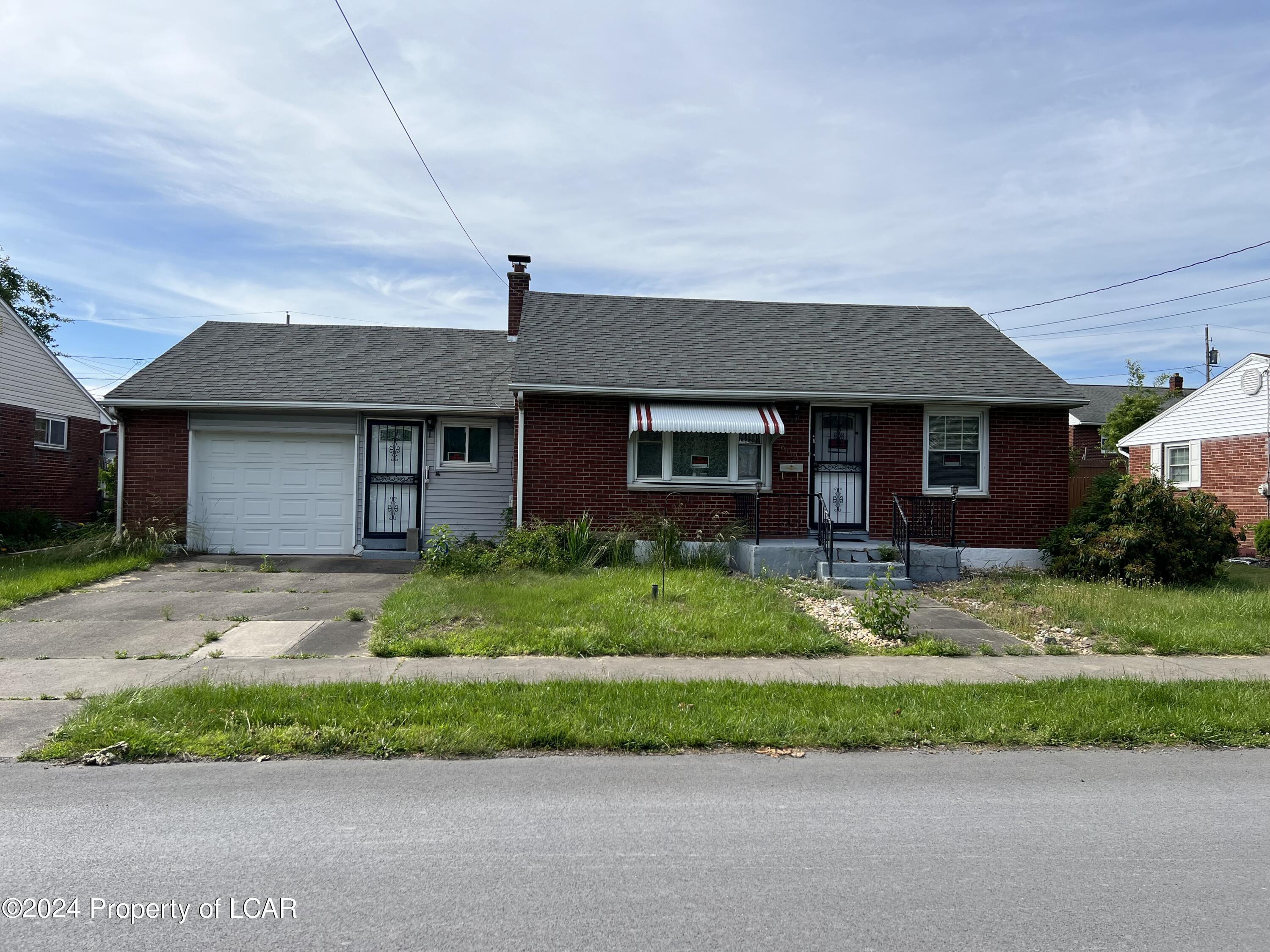 Property Photo: 609 8th Street PA 18603