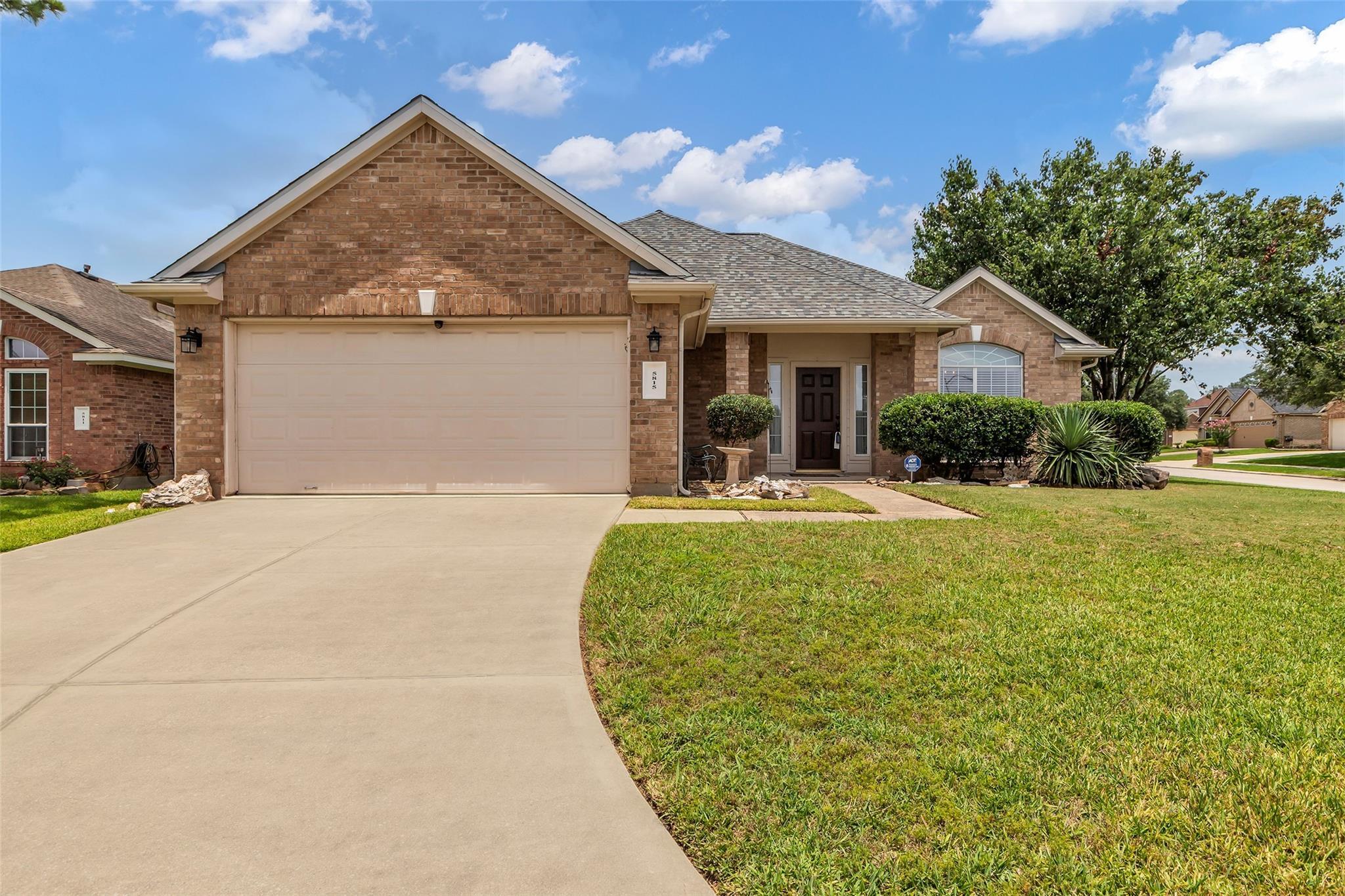 Property Photo:  5815 Broad Valley Court  TX 77373 