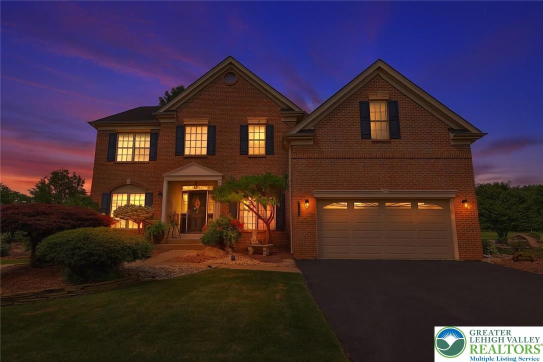 Property Photo: 5331 Greenbriar Drive PA 18017