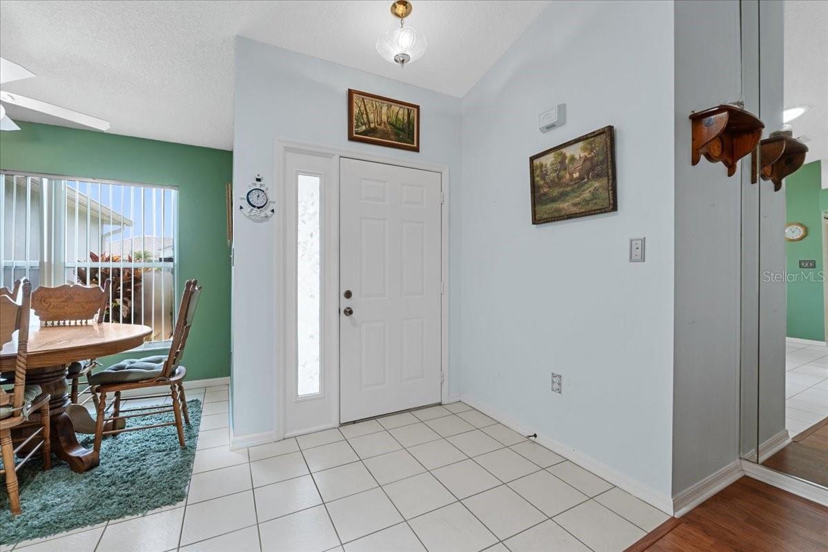 Property Photo: 5771 Macaw Place FL 33809