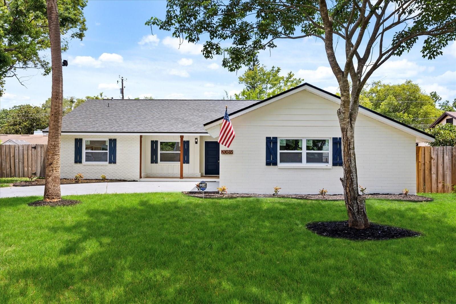 Property Photo:  2089 Sunderland Road  FL 32751 