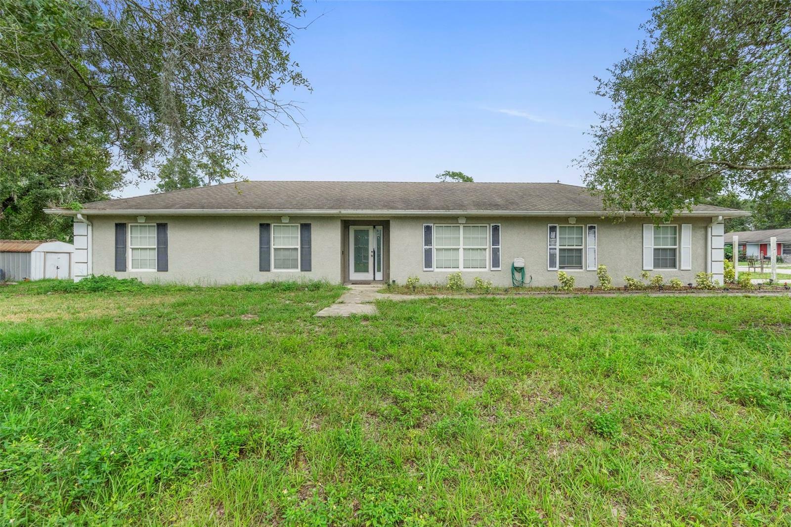 Property Photo: 1051 Springbank Avenue FL 32763