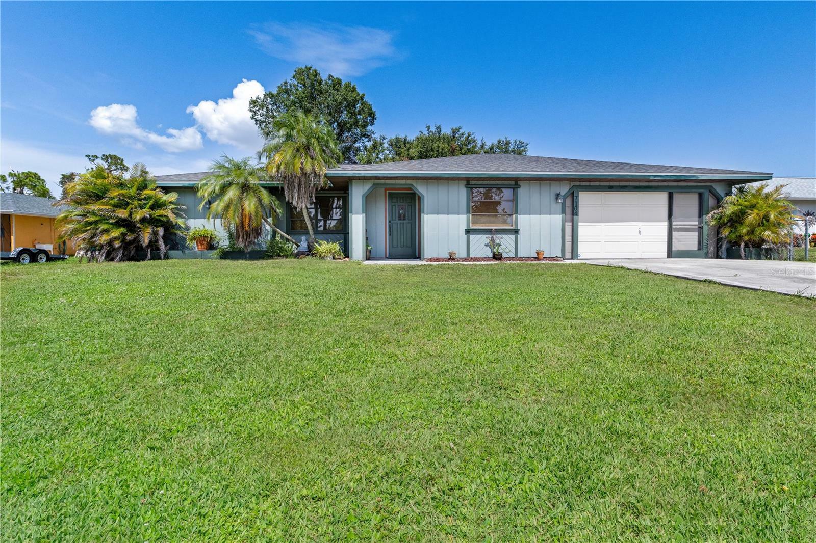 Property Photo: 7104 Castilla Street FL 33981