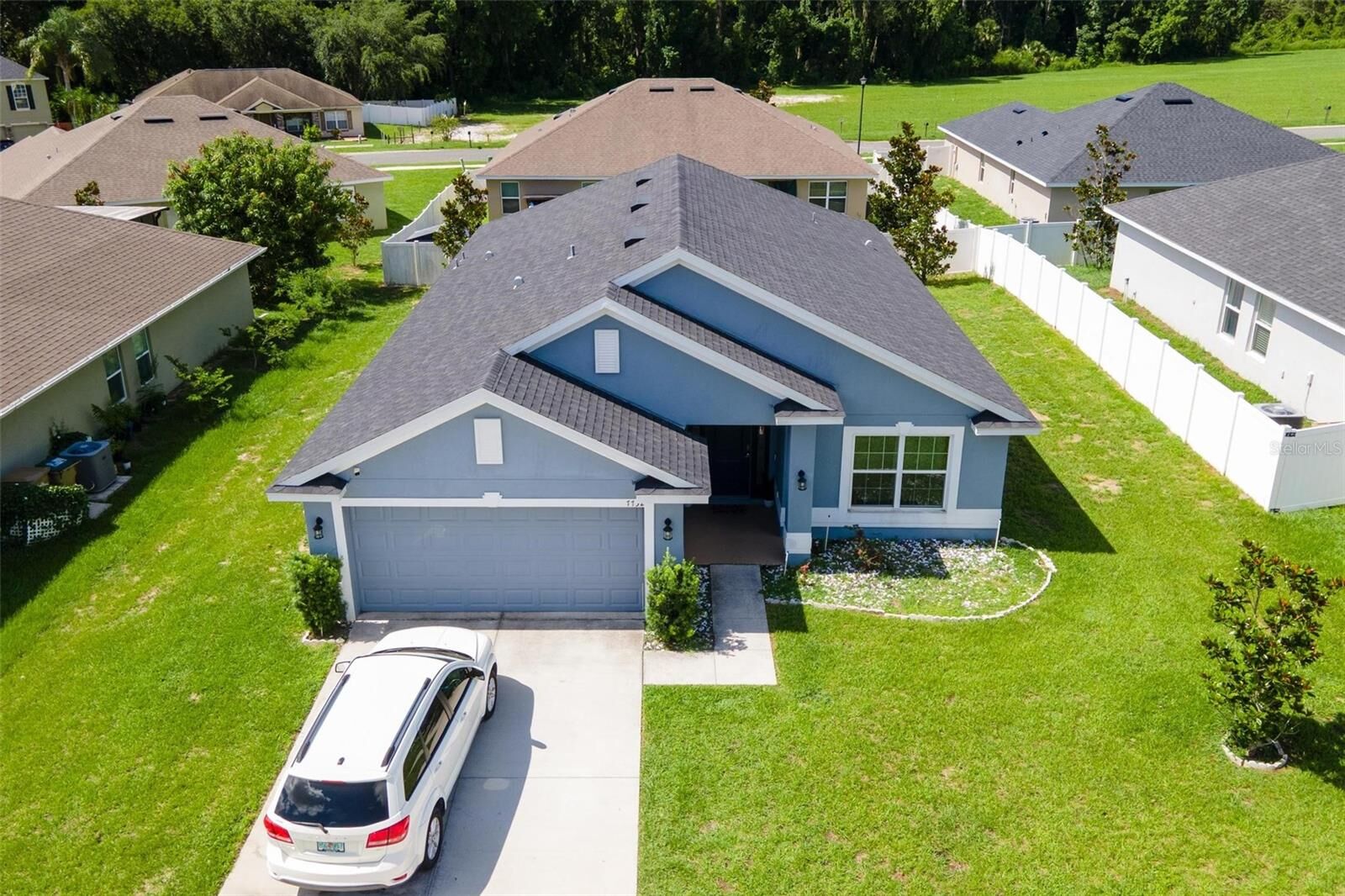 Property Photo:  7732 Sloewood Drive  FL 34748 