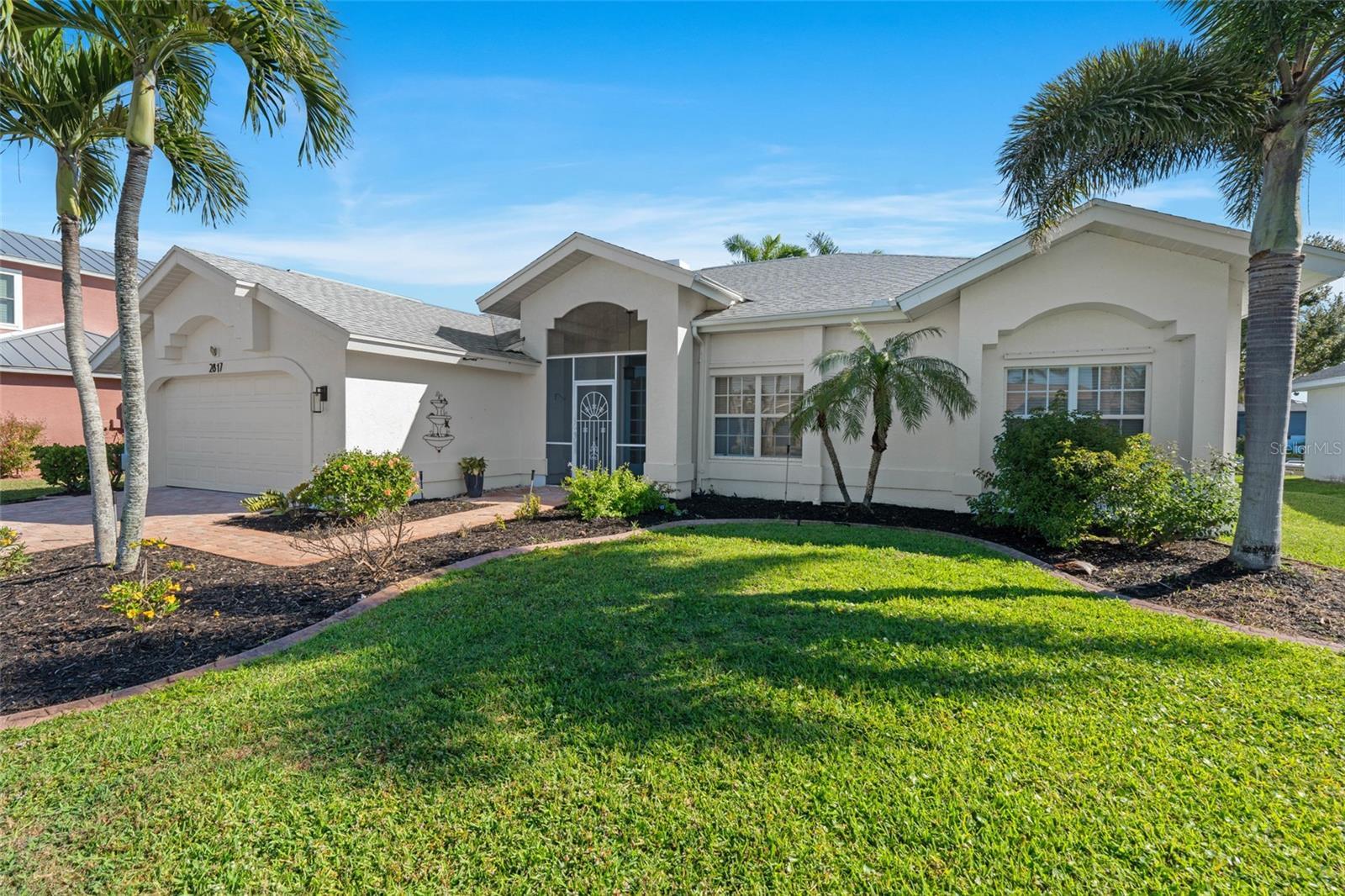 Property Photo: 2817 SW 29th Avenue FL 33991