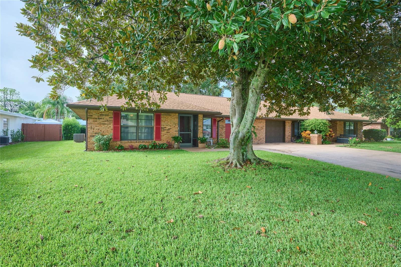 Property Photo: 4719 Mercado Drive FL 33872