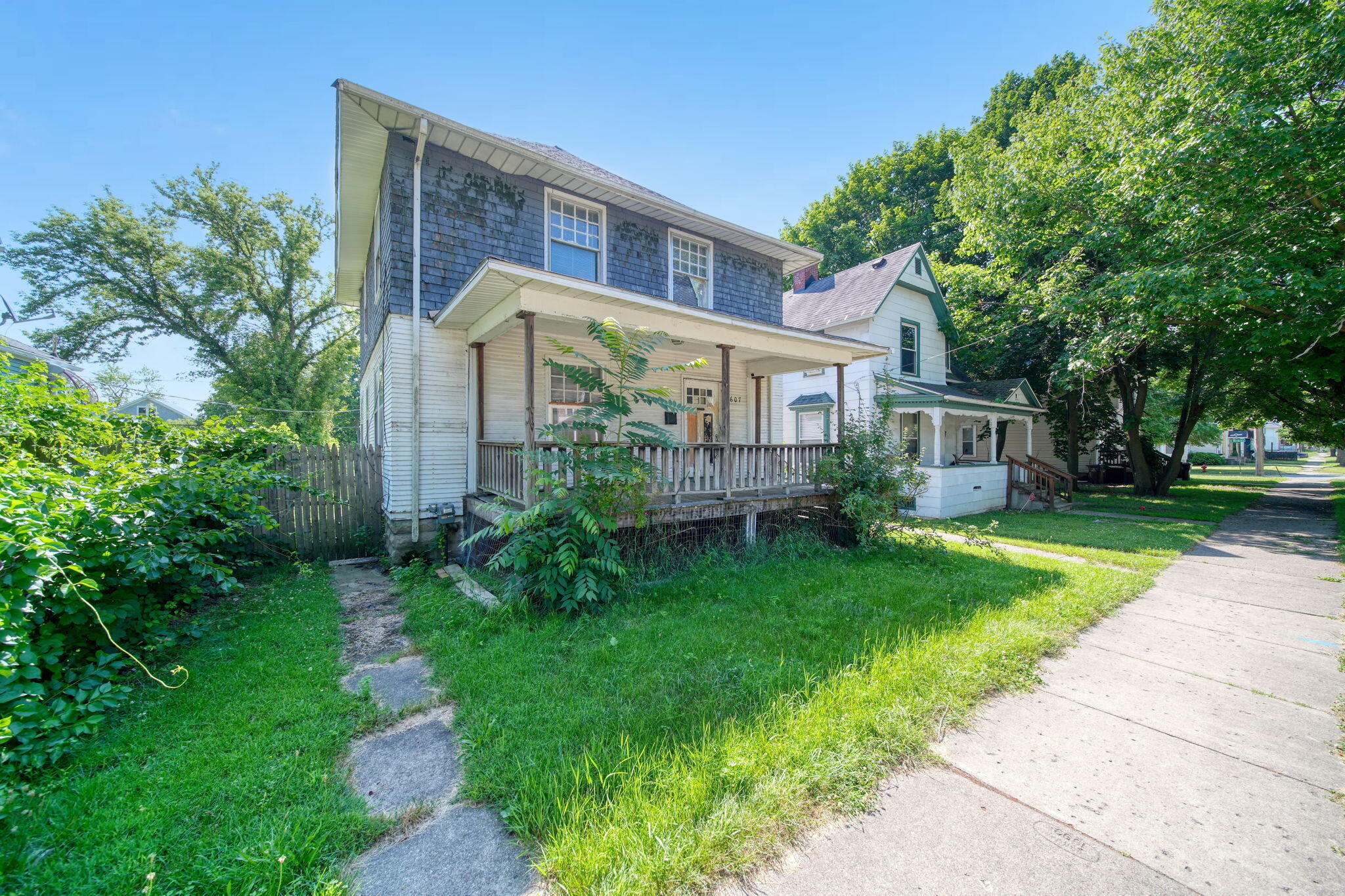 Property Photo: 607 1st Street MI 49203