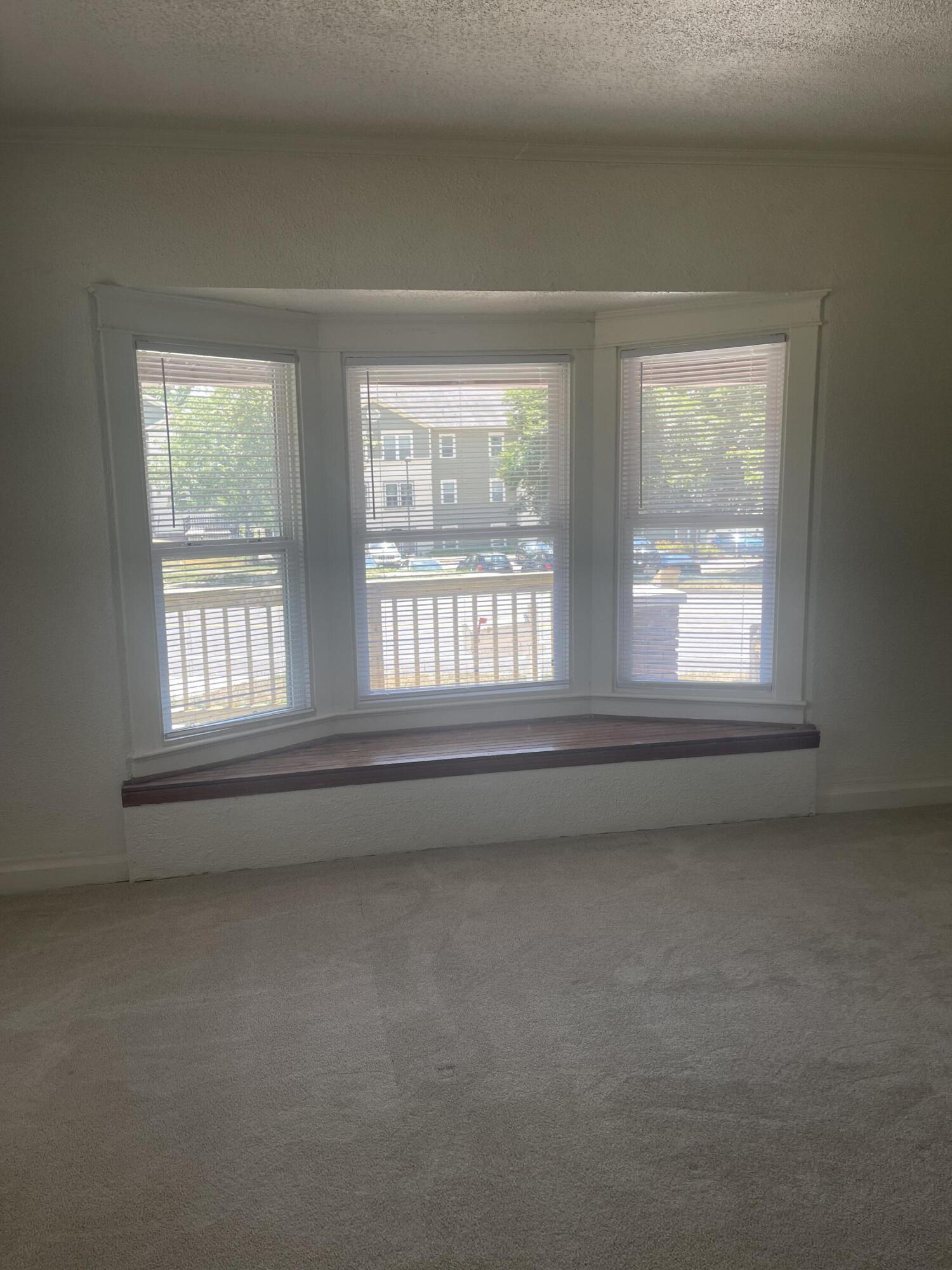 Property Photo:  515 Hall Street SE  MI 49507 