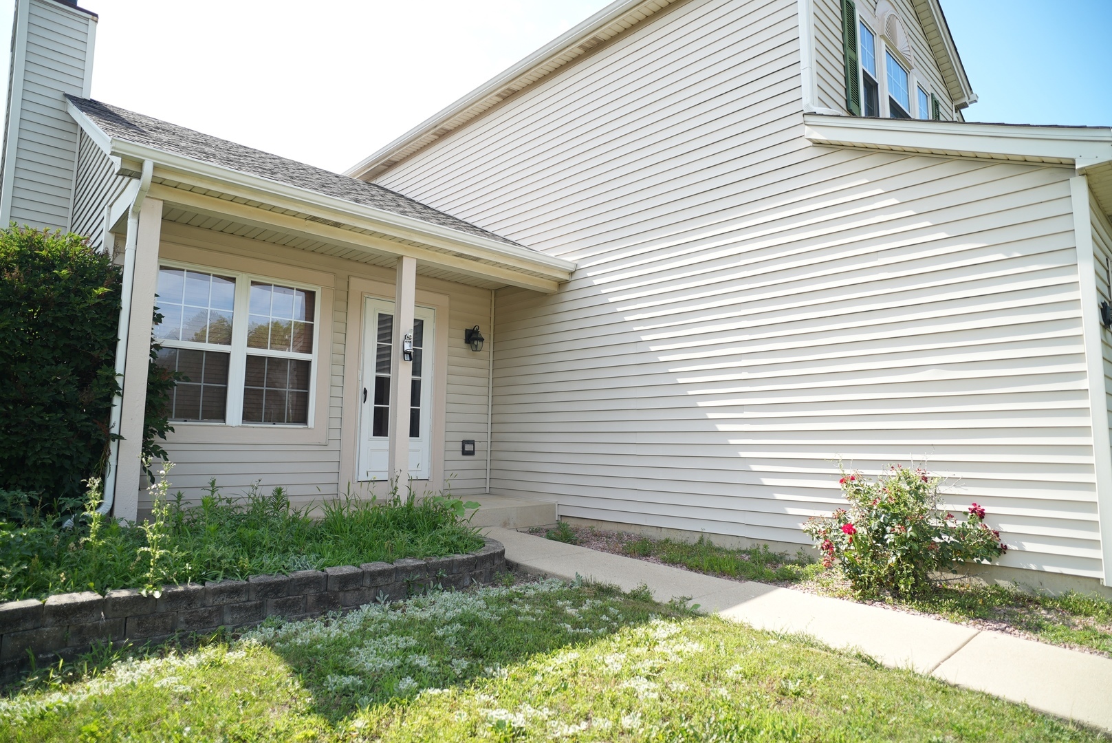 Property Photo: 182 Cherrywood Court IL 60446