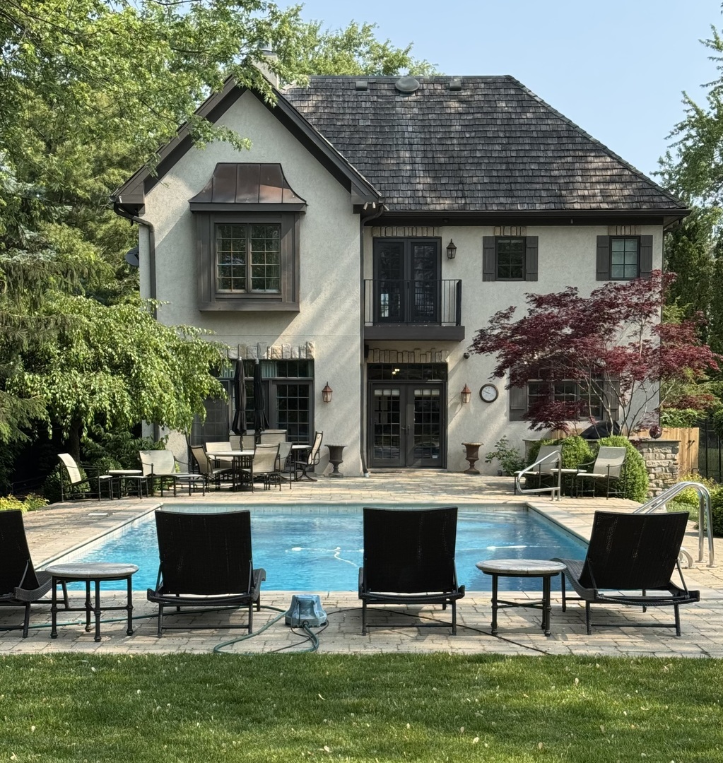 Property Photo: 3035 Keystone Road IL 60062