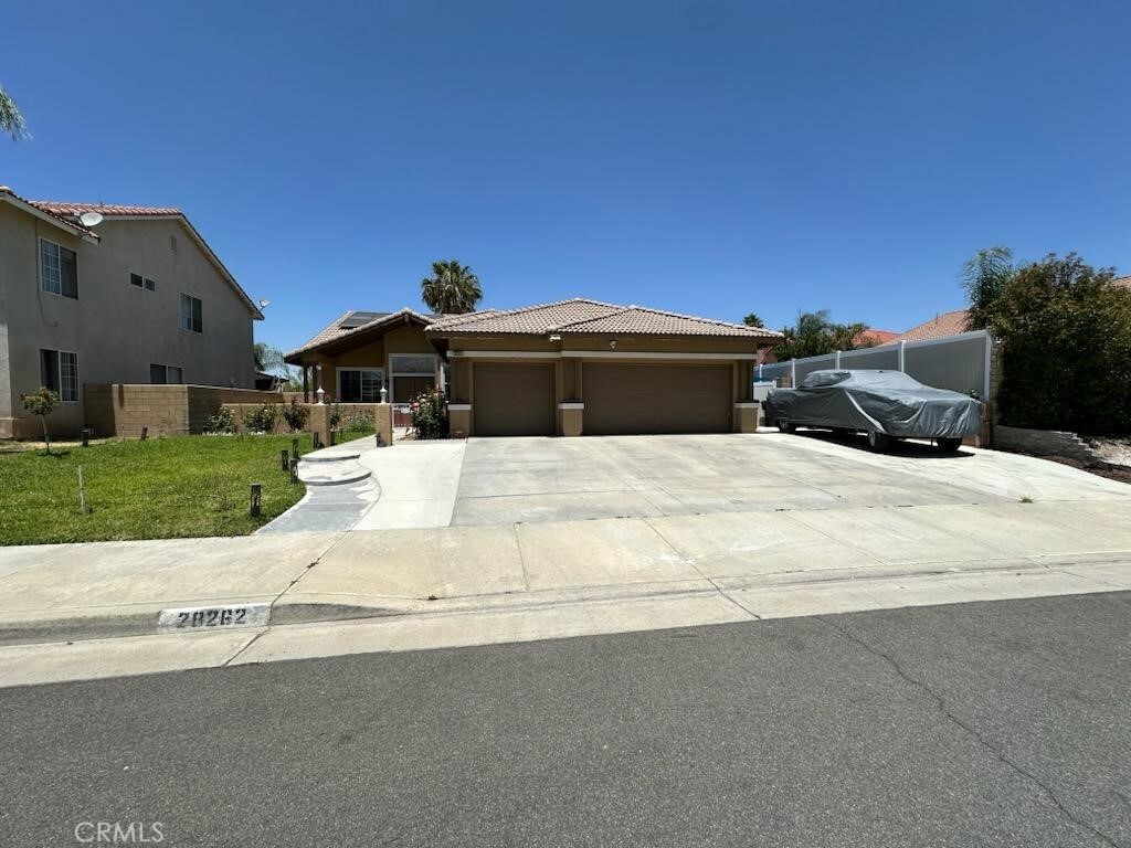 Property Photo:  28262 Cider  CA 92585 