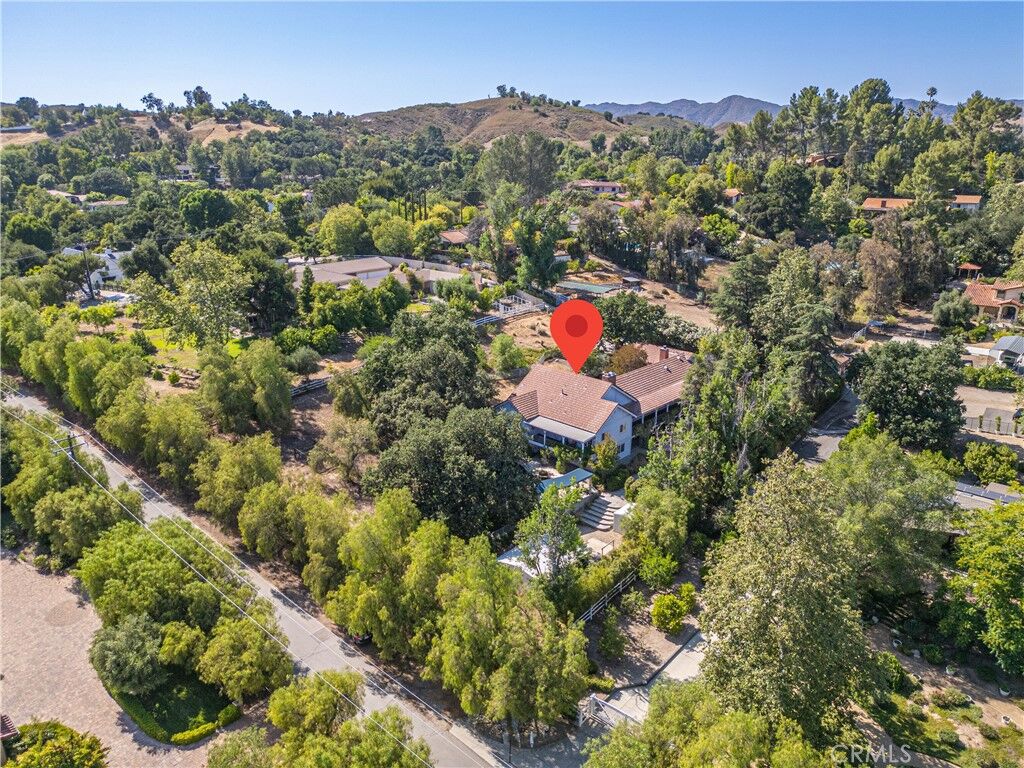 Property Photo:  5920 Colodny Drive  CA 91301 