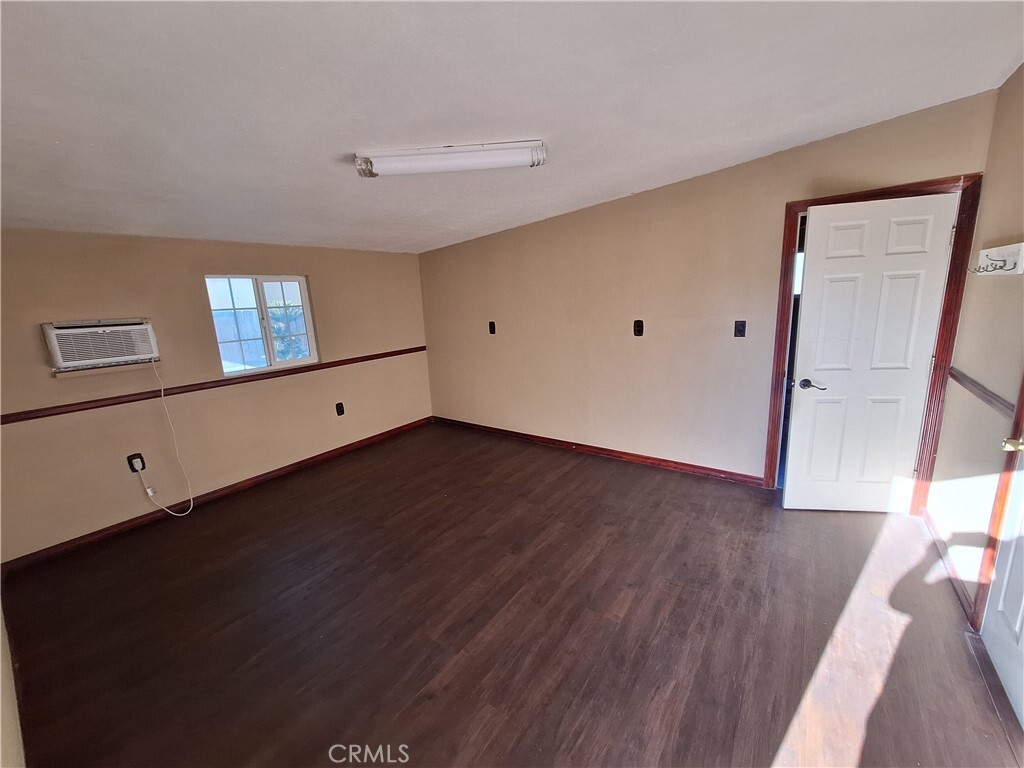 Property Photo:  40430 Mayberry Avenue  CA 92544 