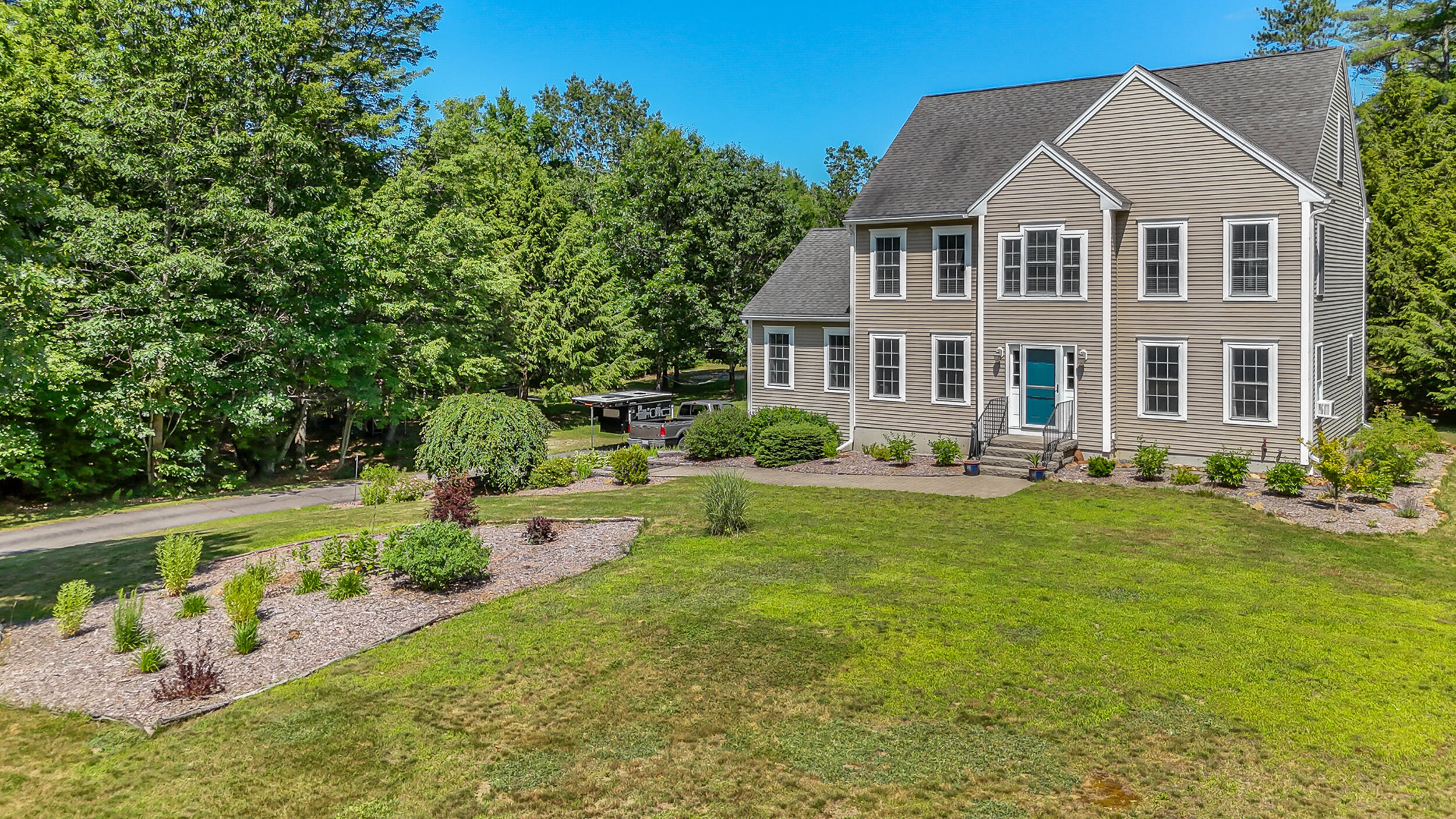 Property Photo: 14 Stevens Court ME 03901