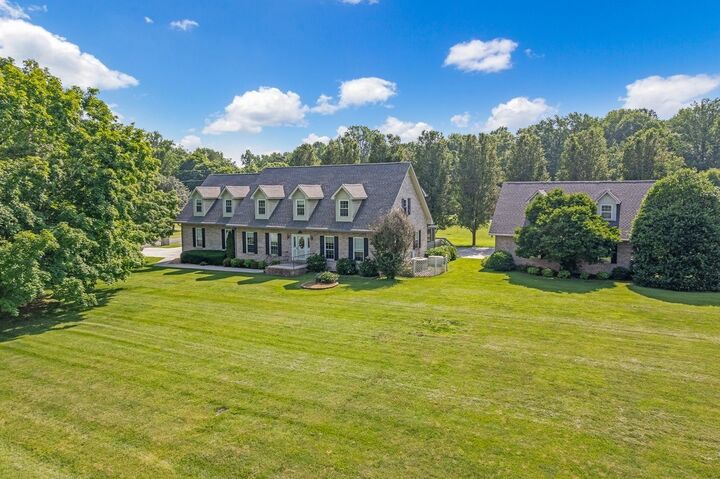 Property Photo:  220 Winton Way Rd  TN 37355 