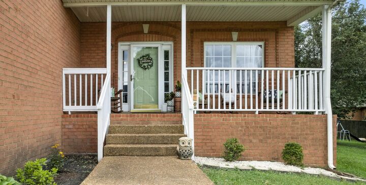 Property Photo: 1000 Apache Trl TN 37188
