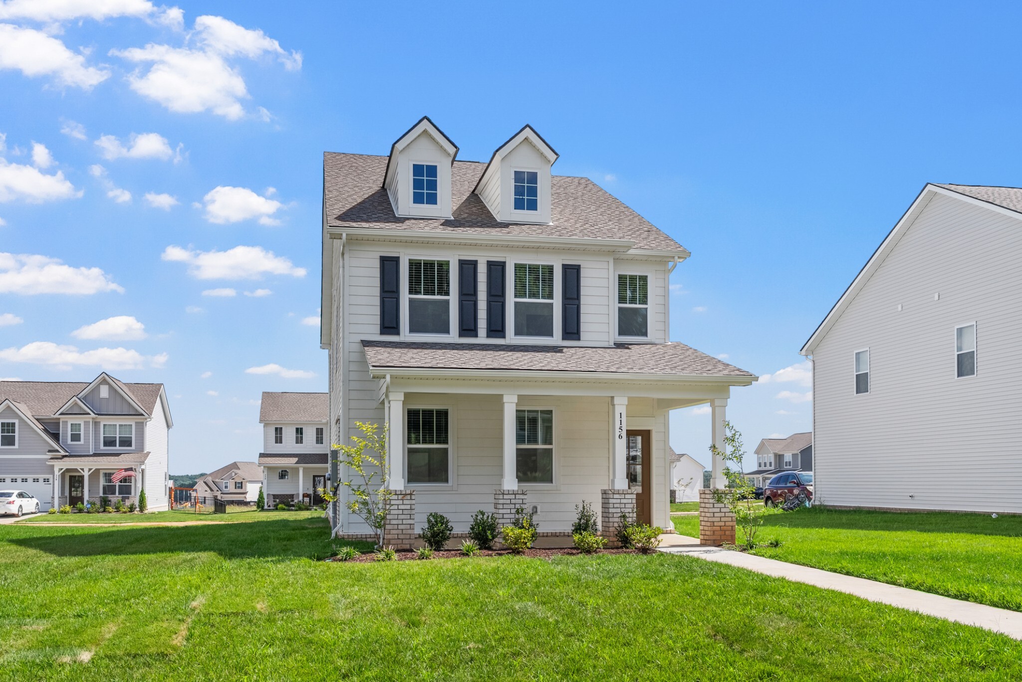 Property Photo: 1156 Ross Farms Blvd TN 37043
