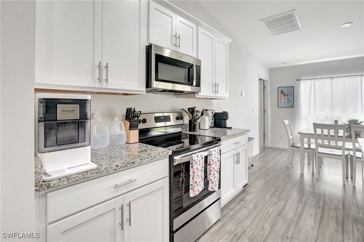 Property Photo: 2517 NW 15th Place FL 33993