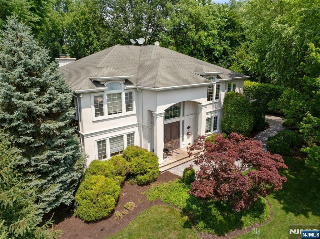 Property Photo: 8 Church Court NJ 07624