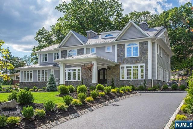 Property Photo: 368 Hartshorn Drive NJ 07078