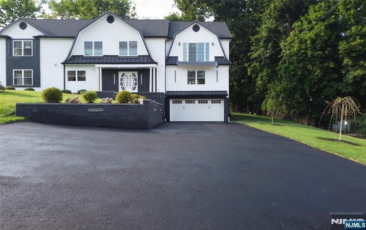 Property Photo:  37 Overlook Avenue  NJ 07508 