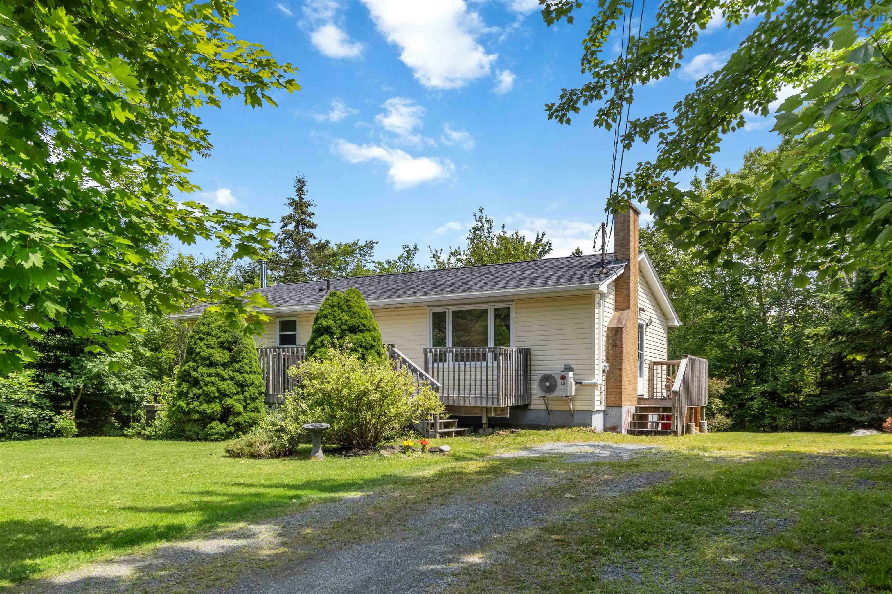 40 Parkcrest Drive  Lawrencetown NS B3Z 1M1 photo