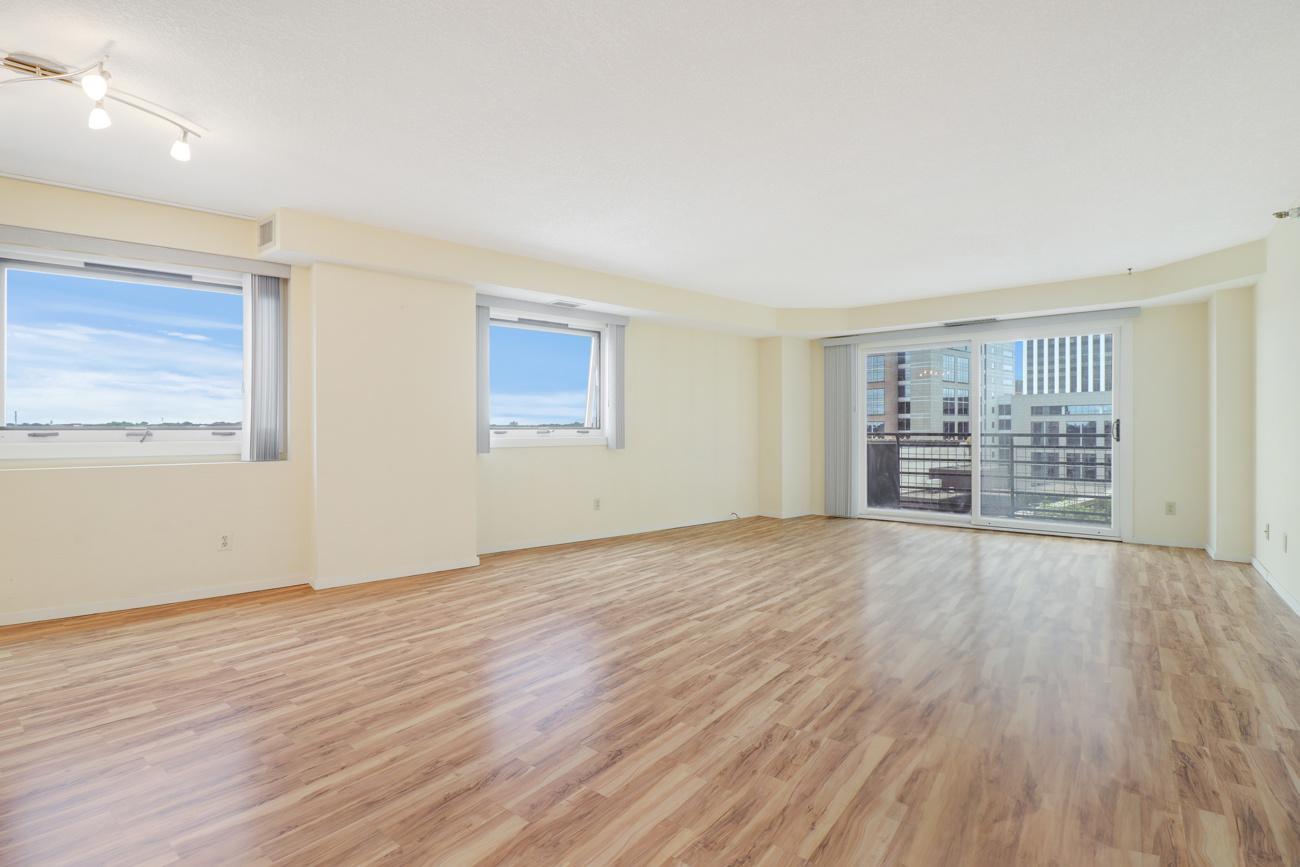 Property Photo:  66 9th Street E 1315  MN 55101 