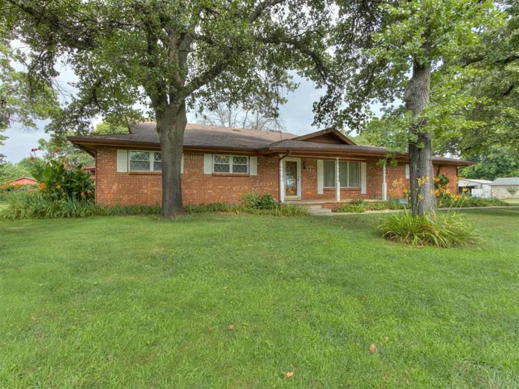 Property Photo: 1501 S Avery Avenue OK 73130