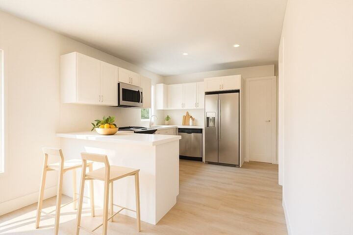 Property Photo:  272-274 Cross St 2A  MA 02148 