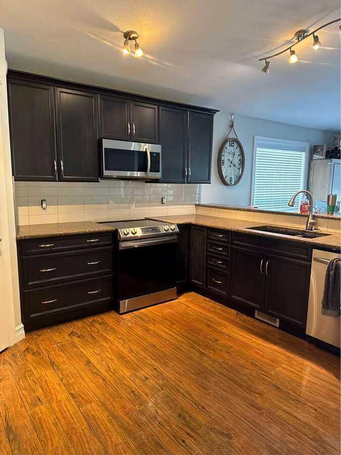 Property Photo:  6705 58 Street  AB T4T 1V7 