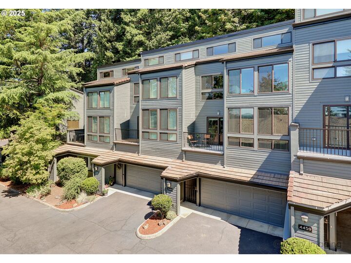 Property Photo:  4463 Thunder Vista Ln  OR 97035 