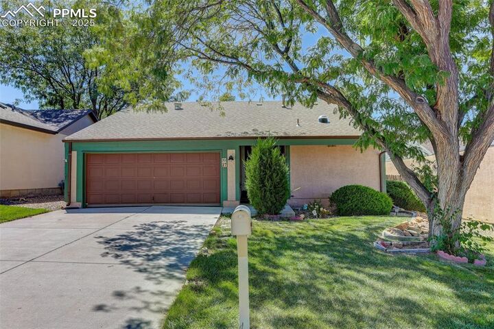 Property Photo:  27 Terrace Drive  CO 81001 