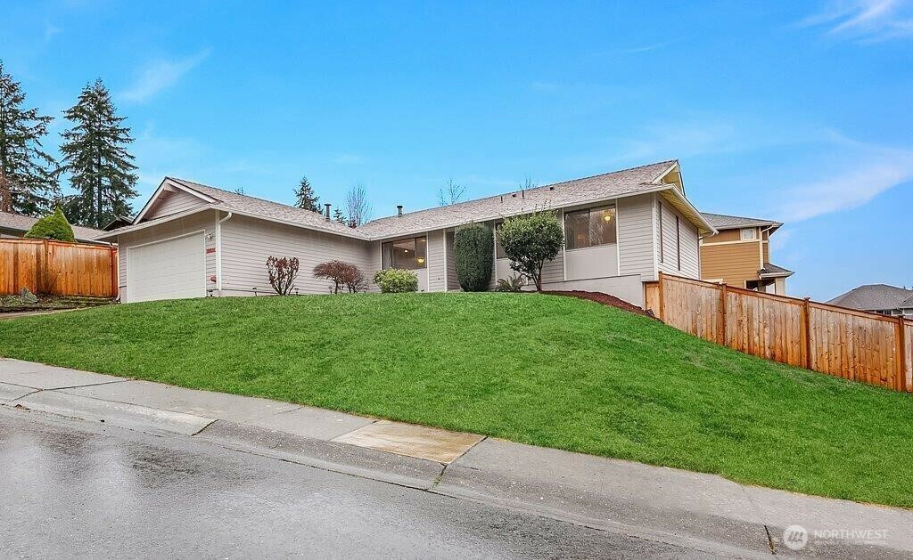 Property Photo: 15631 NE 107th Court WA 98052