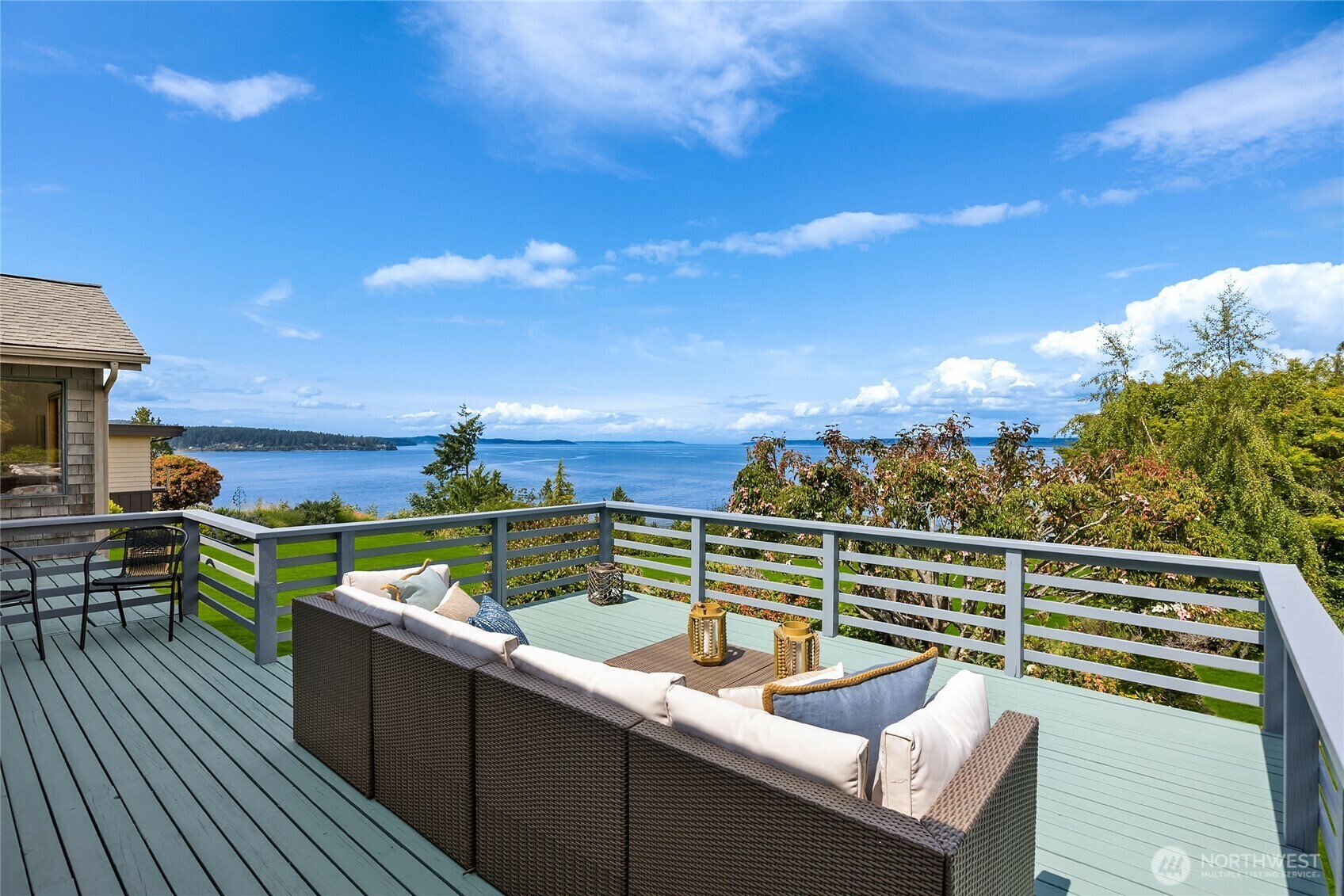 Property Photo: 11628 NE Yeomalt Point Drive WA 98110