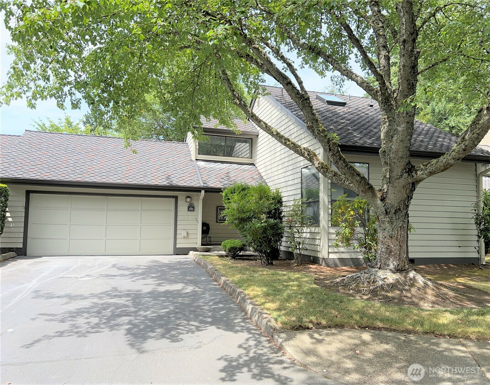 1711  159th Pl NE 29  Bellevue WA 98008 photo