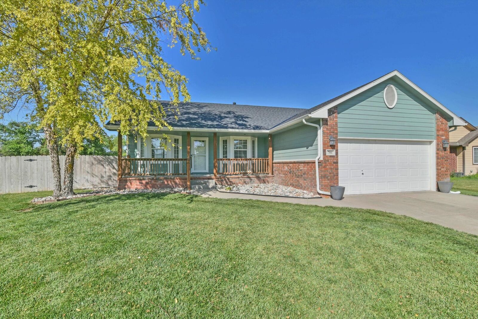 Property Photo: 701 S Abilene KS 67147