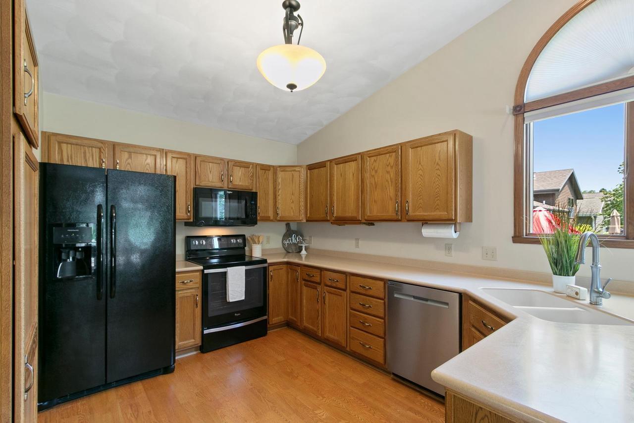 Property Photo: 4338 East Fieldcrest Drive WI 53546