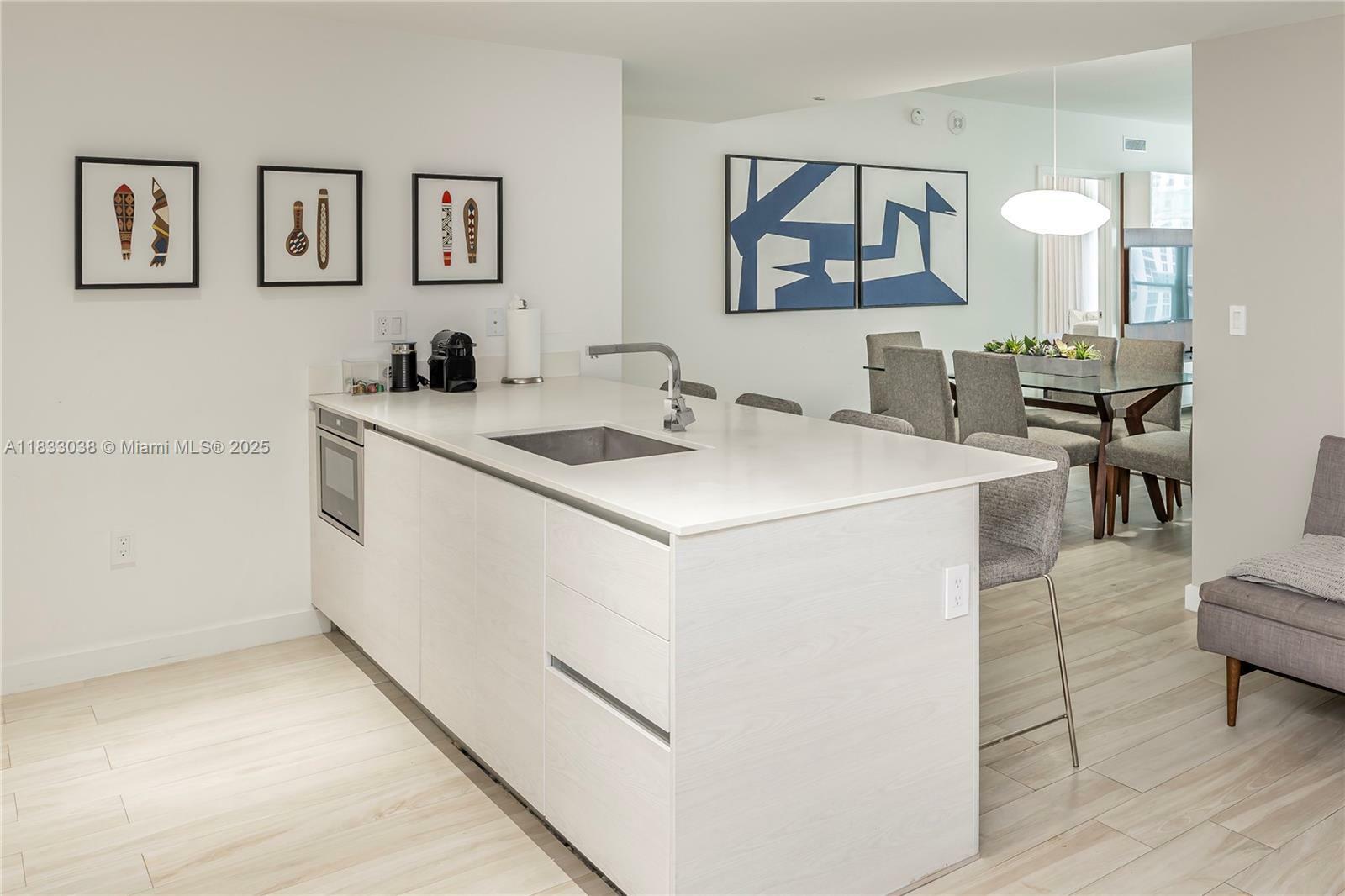 Property Photo: 1300 S Miami Ave 2210 FL 33130
