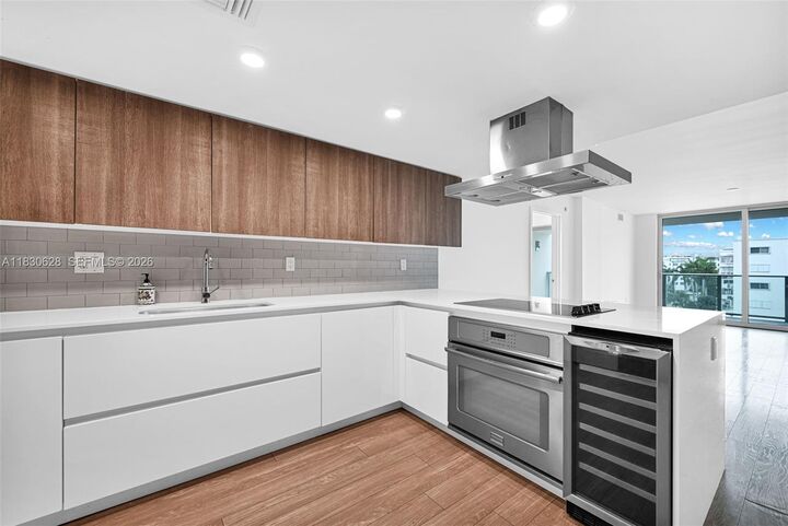 Property Photo:  1025 92nd St 602  FL 33154 