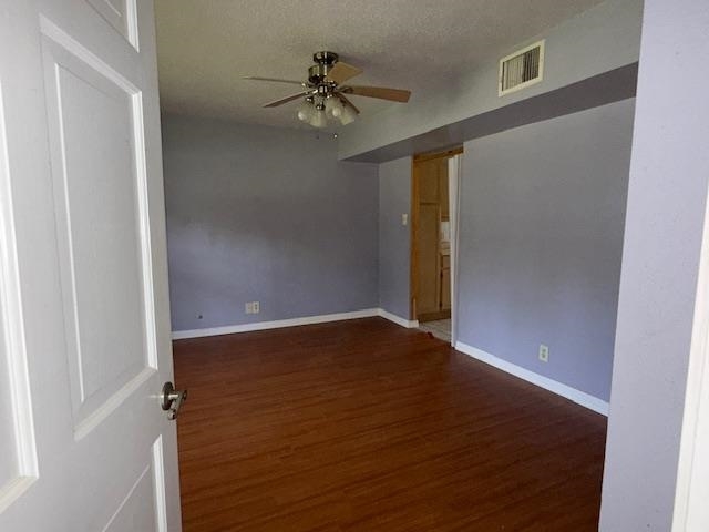 Property Photo:  1939 Greenbriar  TX 77632 