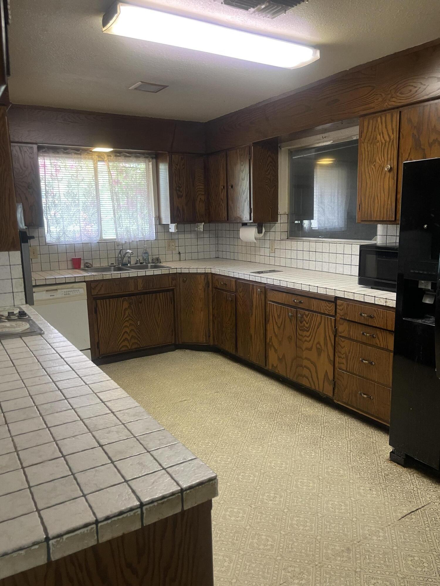 Property Photo:  1110 Dusty Lane  CA 96002 