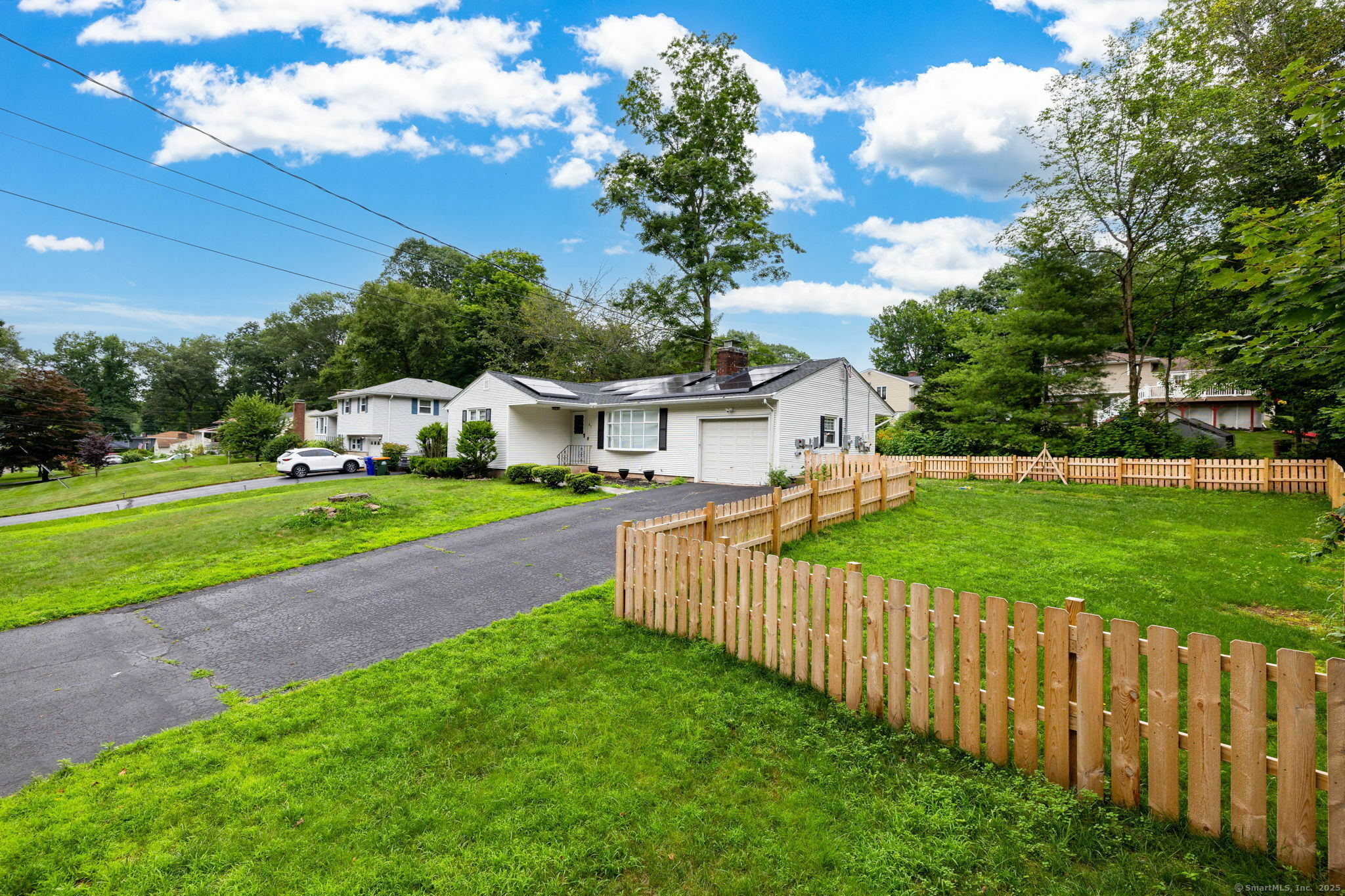 Property Photo:  47 Dogwood Lane  CT 06450 