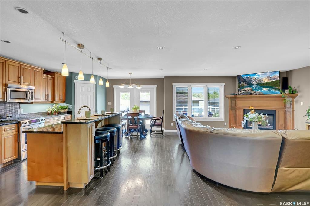 Property Photo: 289 Wood Lily Drive SK S6J 1N9