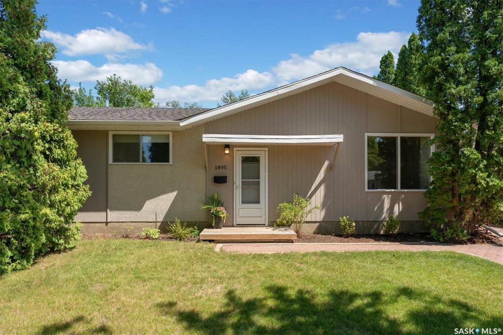 Property Photo: 1895 Easthill SK S7J 3C2
