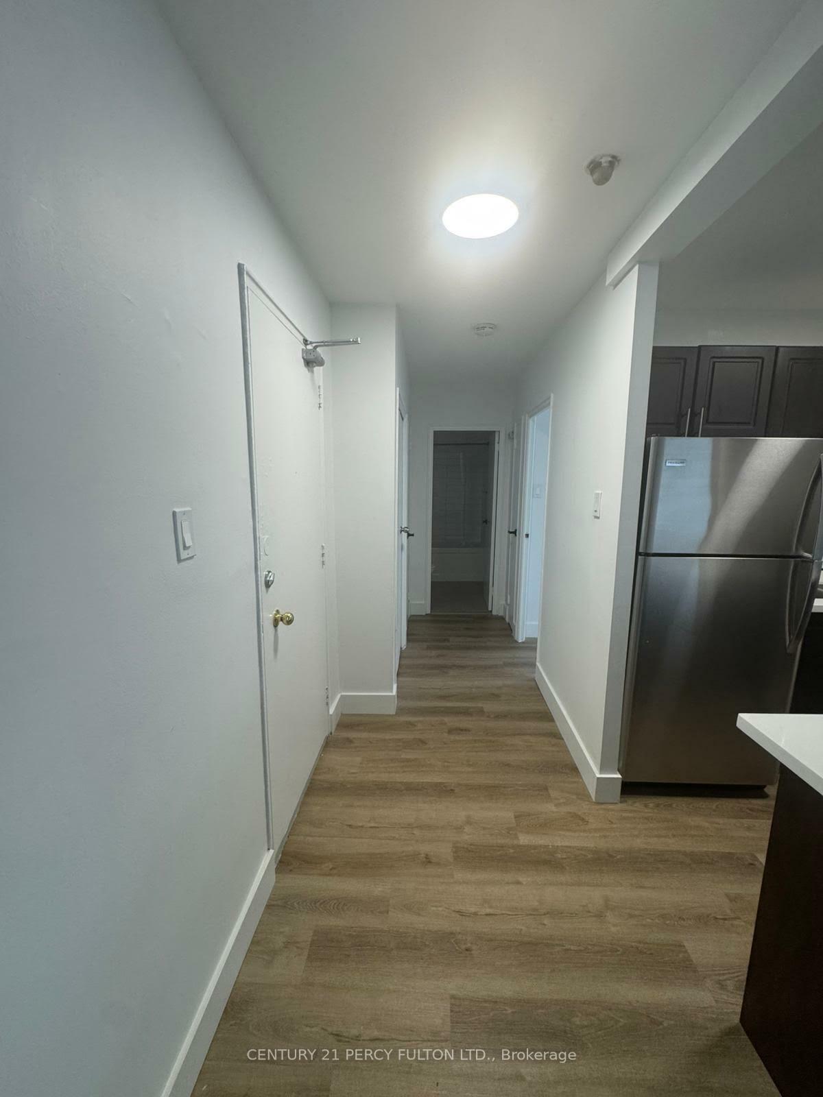 Property Photo: 7 Park Vista Drive 609 ON M4B 1A2