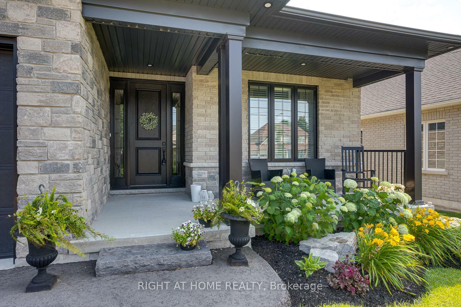 Property Photo: 3307 Trulls Road ON L1E 2L2