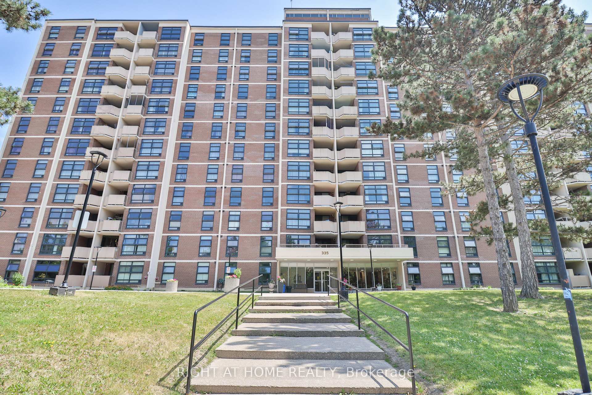Property Photo: 335 Driftwood Avenue 909 ON M3N 2P3